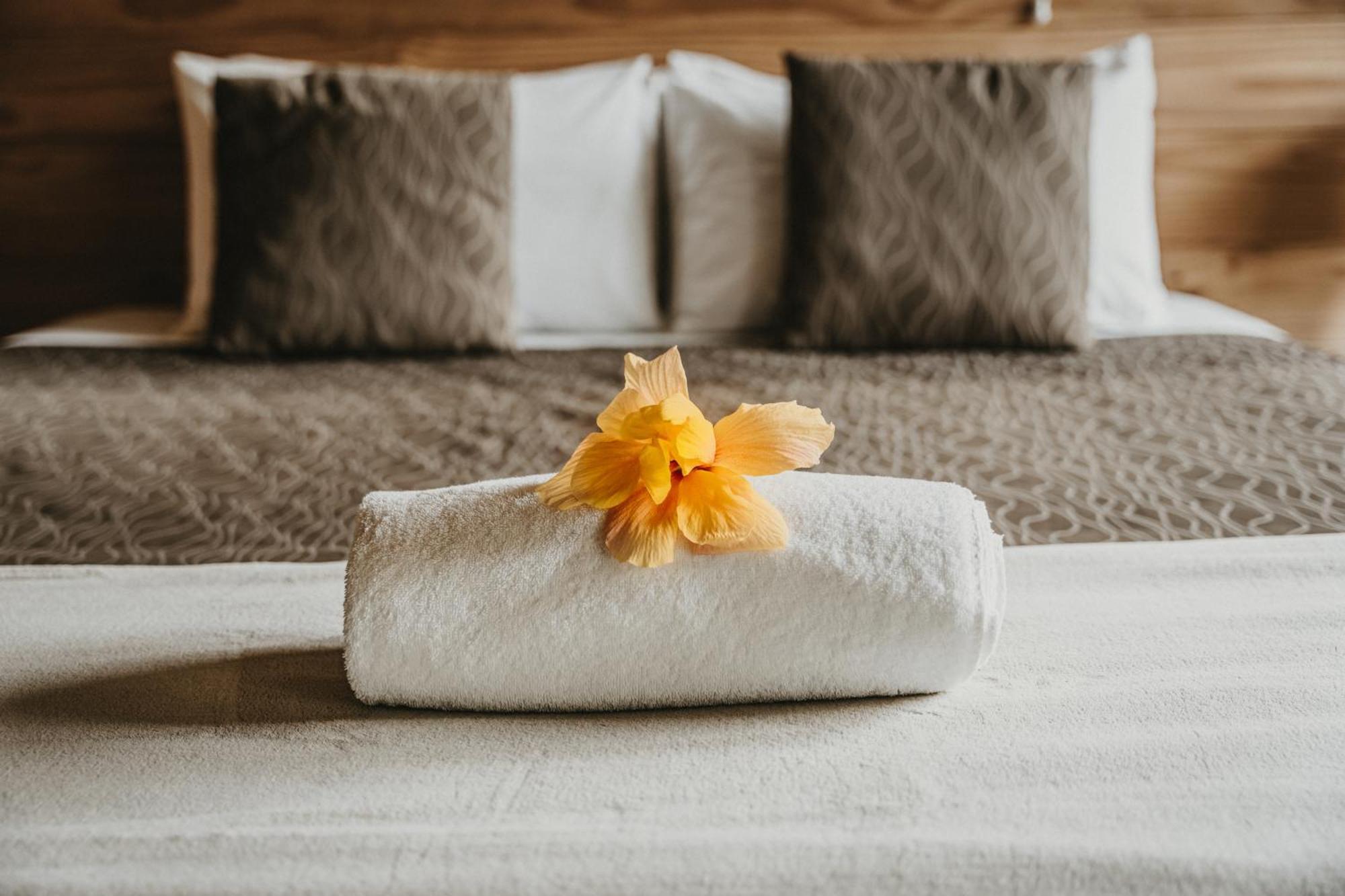 Tatahi Lodge Beach Resort هاهي المظهر الخارجي الصورة